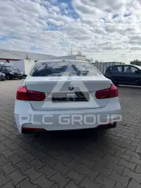 2015 BMW 318