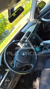 2015 BMW 318