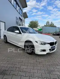 2015 BMW 318