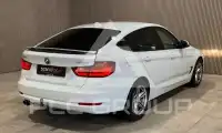 2015 BMW 320