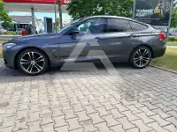 2015 BMW 318