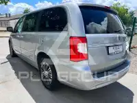 2015 Lancia Voyager