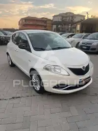2015 Lancia YPSILON