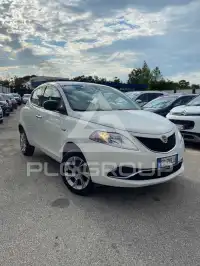 2015 Lancia YPSILON