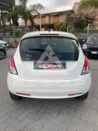 2015 Lancia YPSILON