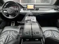 2015 Audi S8
