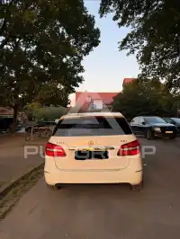 2015 Mercedes Benz B 200