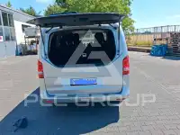 2015 Mercedes Benz V 220