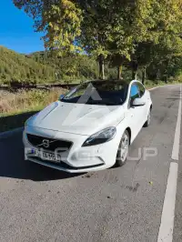 2015 Volvo V40