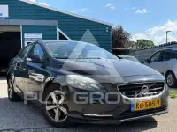 2015 Volvo V40