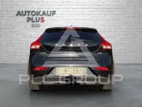 2015 Volvo V40