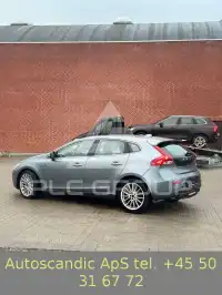 2015 Volvo V40
