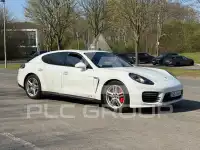2015 Porsche Panamera