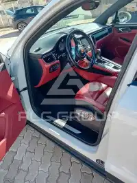 2015 Porsche MACAN