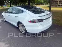 2015 Tesla Model S