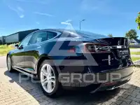 2015 Tesla Model S