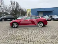 2015 Tesla Model S