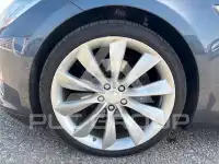 2015 Tesla Model S