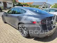 2015 Tesla Model S