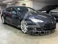 2015 Tesla Model S