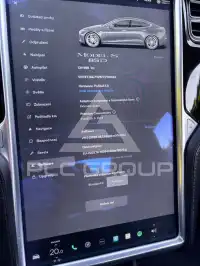 2015 Tesla Model S