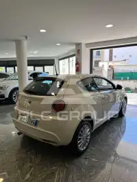 2015 Alfa Romeo Mito