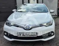 2015 Toyota AURIS