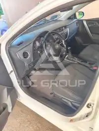 2015 Toyota AURIS