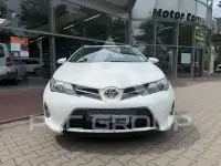 2015 Toyota AURIS