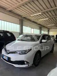 2015 Toyota AURIS