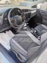 2015 Toyota AURIS