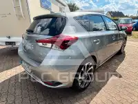 2015 Toyota AURIS