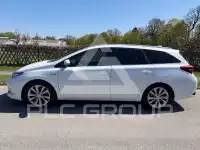 2015 Toyota AURIS
