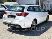2015 Toyota AURIS
