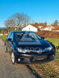 2015 Toyota AURIS