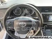 2015 Toyota AURIS