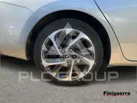2015 Toyota AURIS
