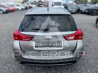 2015 Toyota AURIS
