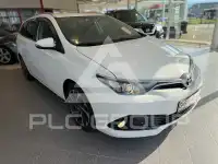 2015 Toyota AURIS