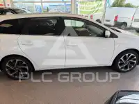 2015 Toyota AURIS