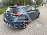 2015 Toyota AURIS