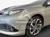 2015 Toyota AURIS