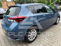 2015 Toyota AURIS