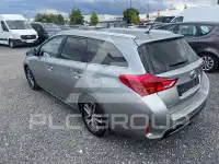 2015 Toyota AURIS