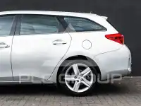 2015 Toyota AURIS