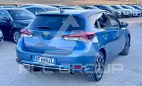2015 Toyota AURIS