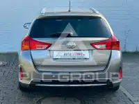 2015 Toyota AURIS