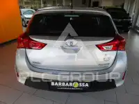 2015 Toyota AURIS