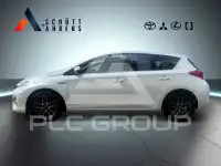 2015 Toyota AURIS