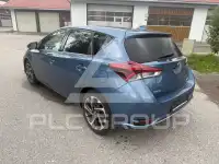 2015 Toyota AURIS